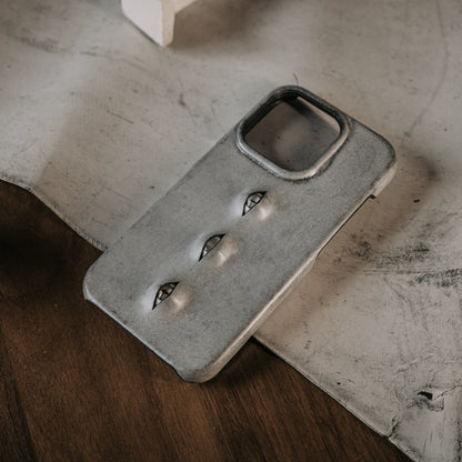 (Half-covered)Distressed genuine leather eyes