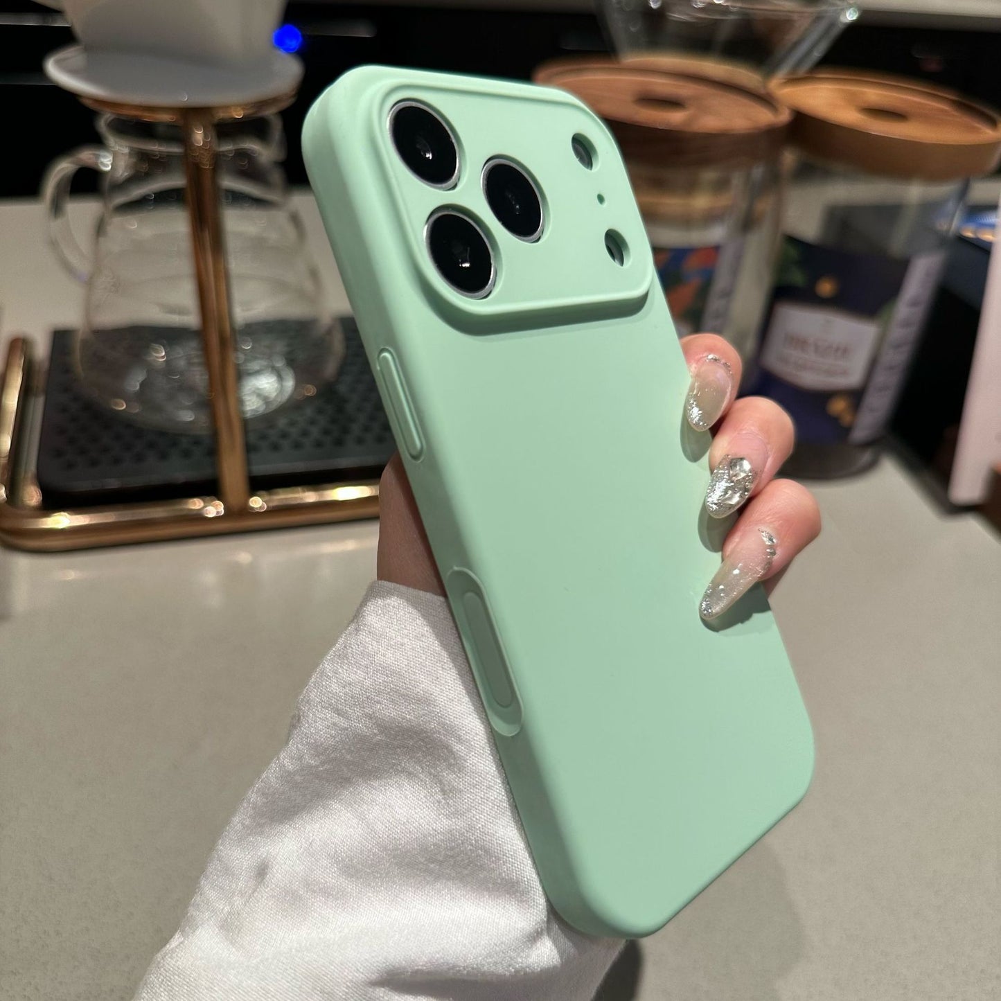 iPhone17 fine hole liquid silicone case