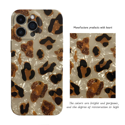 Leopard print shell pattern