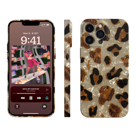 Leopard print shell pattern