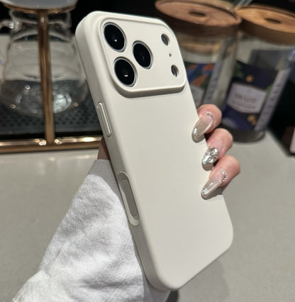 iPhone17 fine hole liquid silicone case