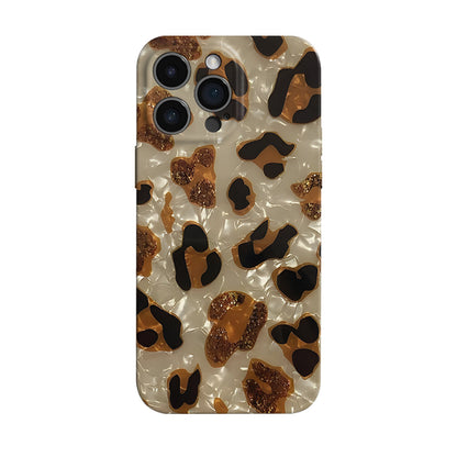 Leopard print shell pattern