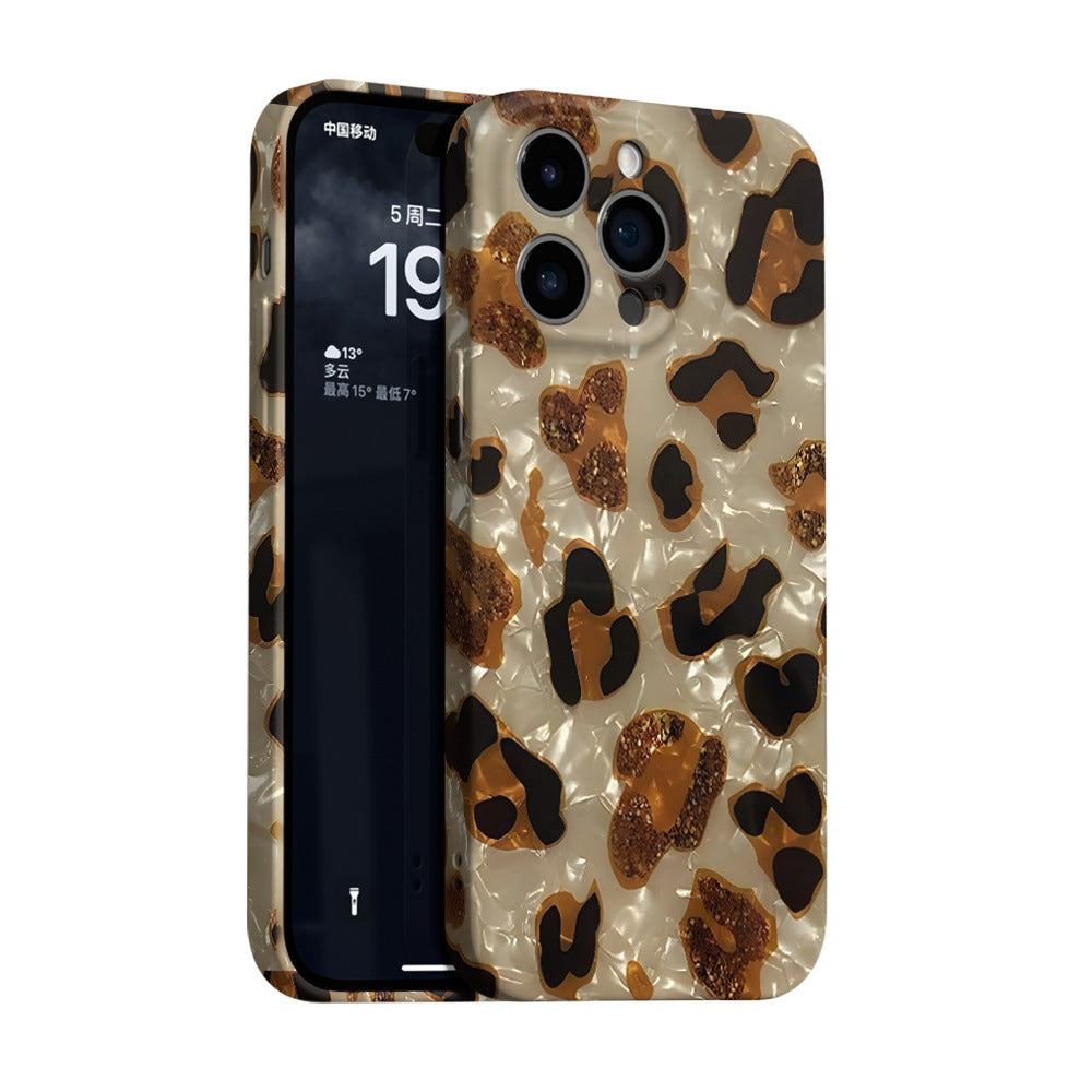 Leopard print shell pattern
